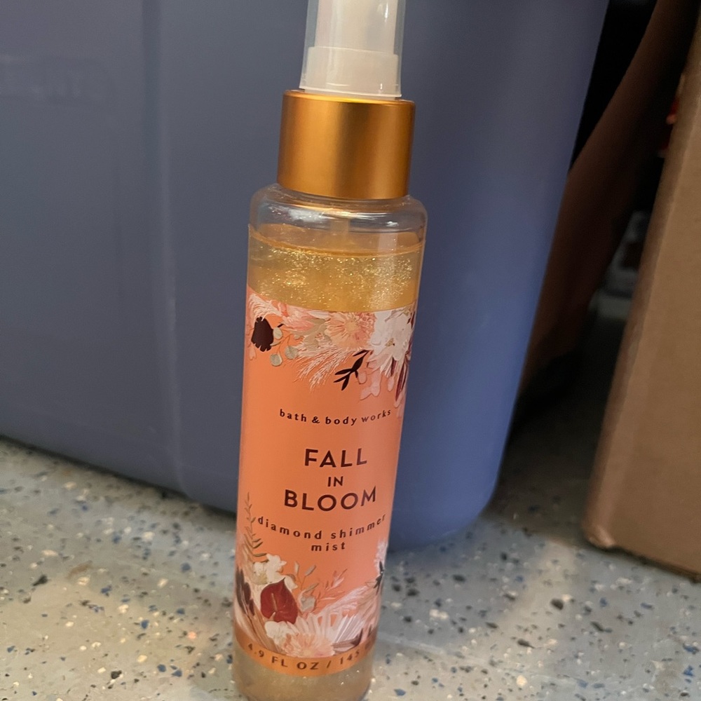 Bath and body works diamond shimmer mist
